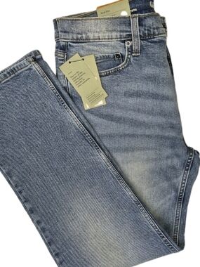 Goodfellow & Co Light Wash Blue Jeans Slim Straight Mens 32Wx30L NWT